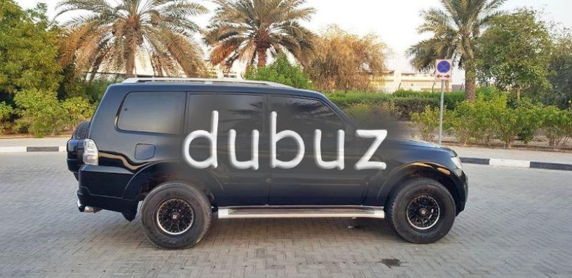 sports-edition-35l-pajero-gcc-4x4-7-seater-in-great-condition-very-well-maintained-big-9