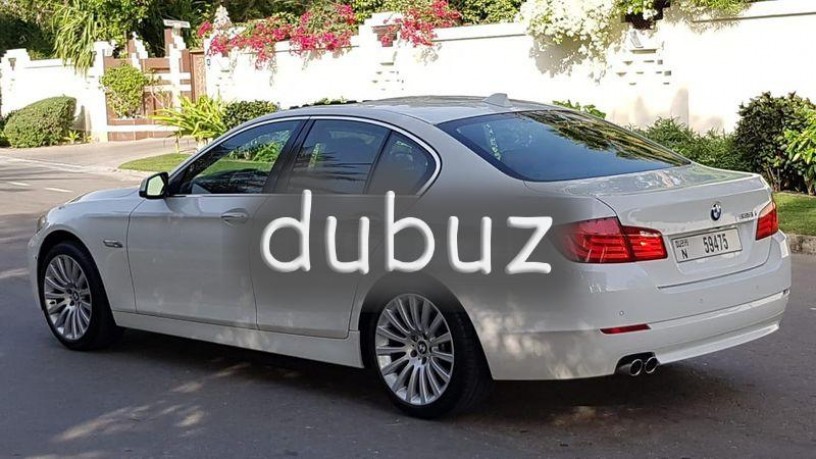 amazing-bmw-528i-v6-powerful-engine-s-line-top-of-the-options-100-factory-paint-gcc-big-17