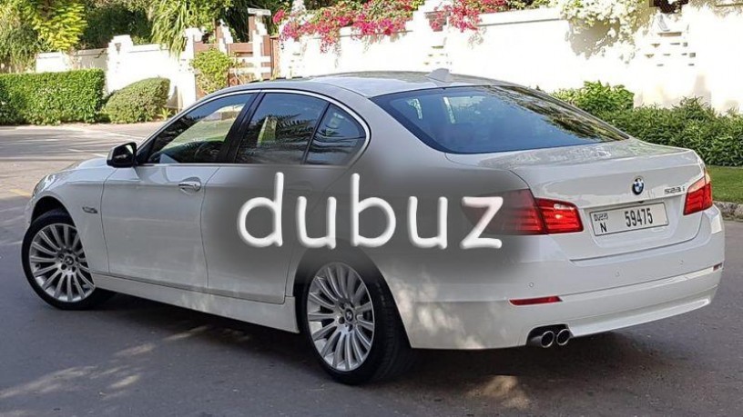 amazing-bmw-528i-v6-powerful-engine-s-line-top-of-the-options-100-factory-paint-gcc-big-9