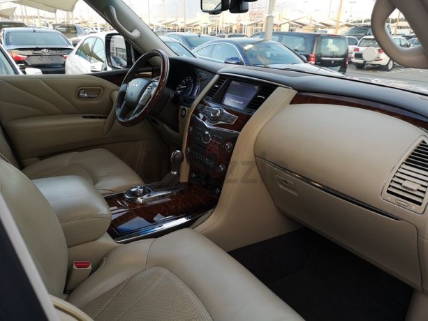 infiniti-qx80-2017-gcc-big-7