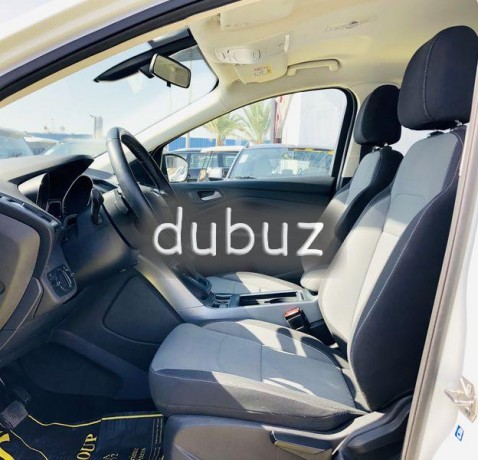 new-shape-escape-se-gcc-2017-warranty-free-service-contract-160000km-586-dhs-monthly-big-5