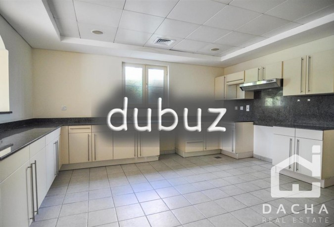 lake-view-downstairs-bedroom-7200sqft-bua-big-5