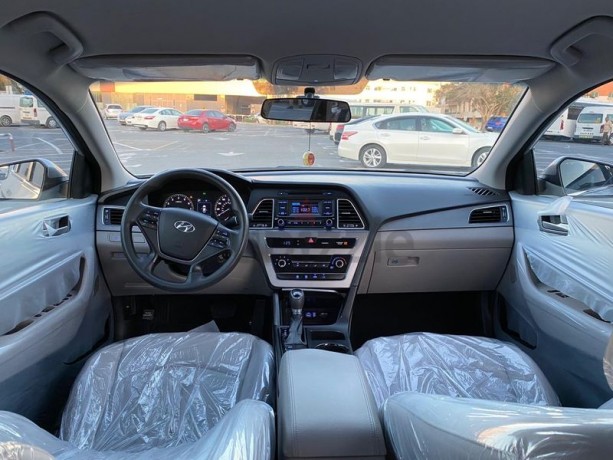 hyundai-sonata-silver-2015-with-sport-and-economy-mode-big-0