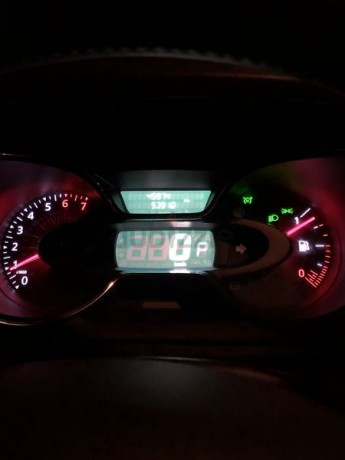 renault-capture-2017-low-milage-big-2