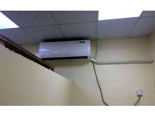 
                        أغراض صالون نسائي للبيع                                            