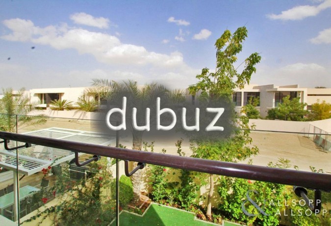 vacant-on-transfer-single-row-3-beds-big-2