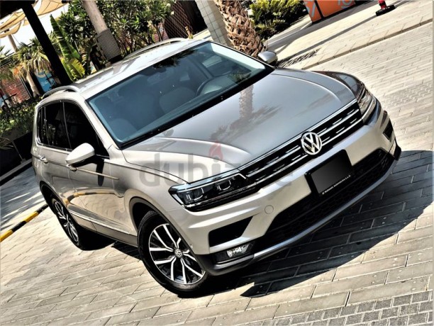 perfect-condition-2018-tiguan-20-tsi-4motion-service-contract-warranty-till-2023-big-18