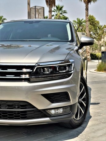 perfect-condition-2018-tiguan-20-tsi-4motion-service-contract-warranty-till-2023-big-16