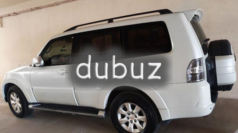 2011-mitsubishi-pajero-full-option-no-accident-gcc-big-11