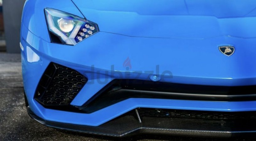 lamborghini-low-milage-full-carbon-pristine-aventador-superveloce-big-5