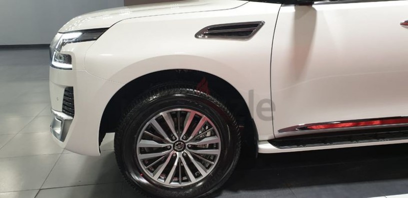 nissan-patrol-v6-platinum-with-alqantra-star-lights-big-0