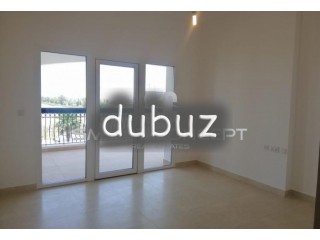 High Floor Spacious unit with Stunning Golf View