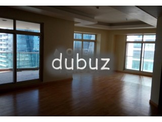 Spacious apartment with Marina view