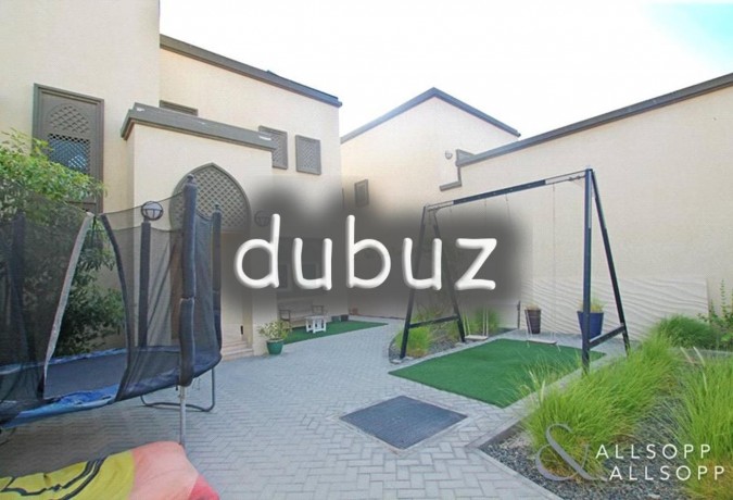 large-corner-plot-3-bedroom-single-row-big-14