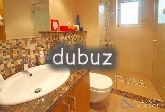 large-corner-plot-3-bedroom-single-row-big-5