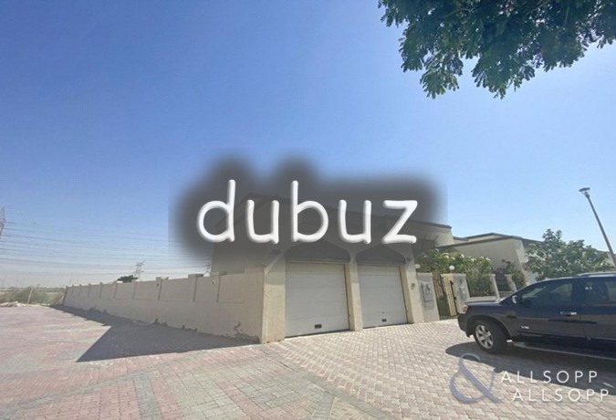 large-corner-plot-3-bedroom-single-row-big-3