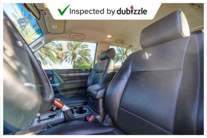 aed1092month-2017-mitsubishi-pajero-gls-35l-full-mitsubishi-service-history-warranty-2024-big-4