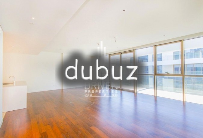 huge-layout-apartment-i-dark-wood-finish-big-5