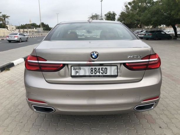 bmw-740li-2017-gcc-full-big-7