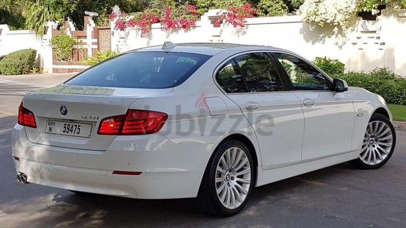 unique-bmw-528i-v6-turbo-top-of-the-range-100-accidents-and-paint-free-very-low-mileage-big-11