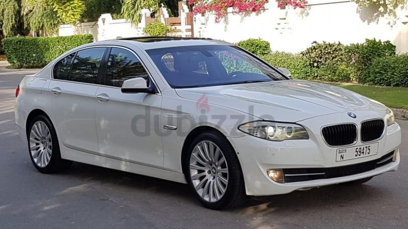 unique-bmw-528i-v6-turbo-top-of-the-range-100-accidents-and-paint-free-very-low-mileage-big-10