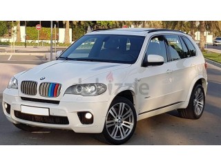 
                            
                            M-Performance BMW X5 // Twin Turbo V8 // 100% Factory Paint and Accidents Free // 7 SEATERS // GCC
                            
                        