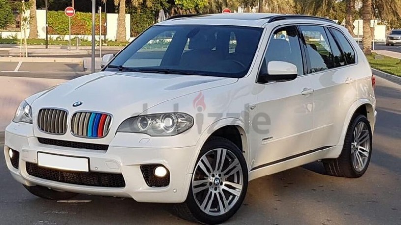m-performance-bmw-x5-twin-turbo-v8-100-factory-paint-and-accidents-free-7-seaters-gcc-big-17