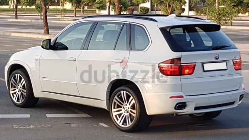 m-performance-bmw-x5-twin-turbo-v8-100-factory-paint-and-accidents-free-7-seaters-gcc-big-12