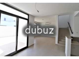 Stylish Villa (3 BD +Maid) Near by  Pool  and Park