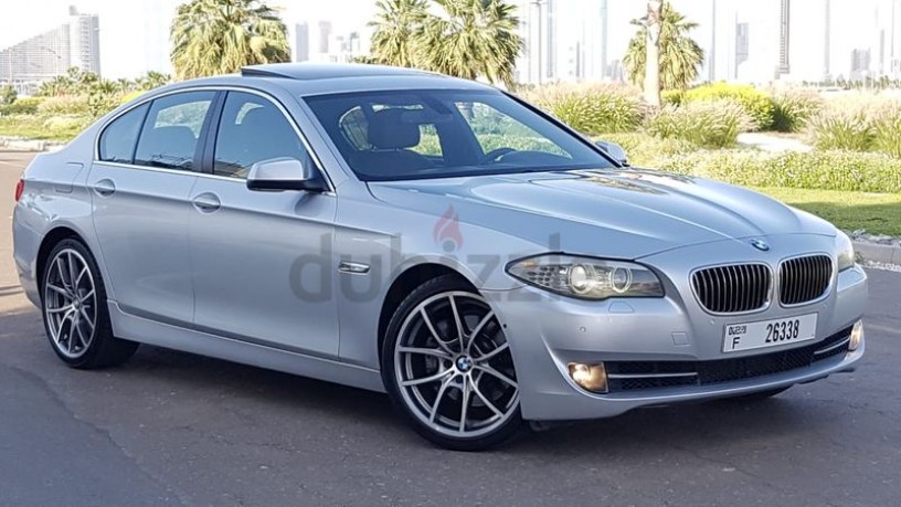 awesome-bmw-535i-v6-twin-turbo-highest-options-100-factory-paint-and-accidents-free-gcc-big-15