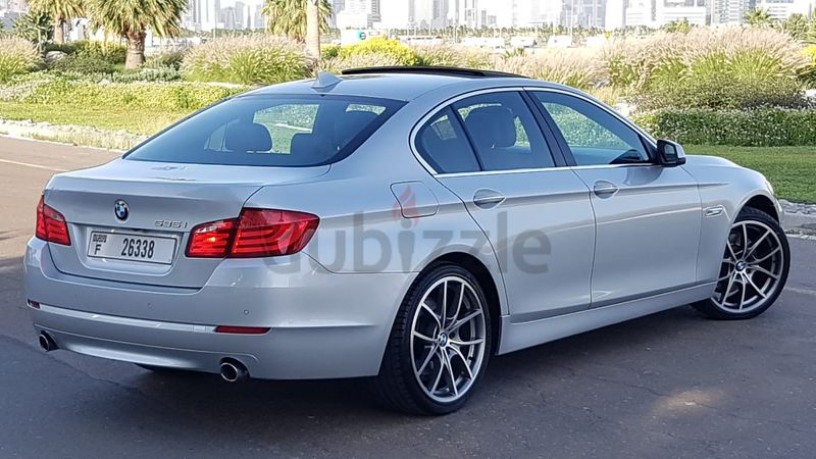 awesome-bmw-535i-v6-twin-turbo-highest-options-100-factory-paint-and-accidents-free-gcc-big-13