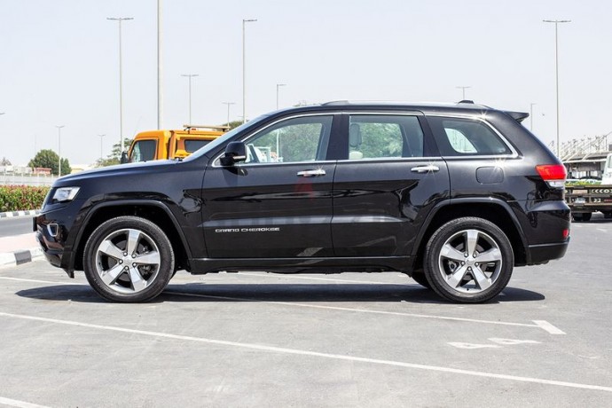 jeep-grand-cherokee-overland-2014-gcc-1225-aedmonthly-1-year-warranty-unlimited-km-big-6