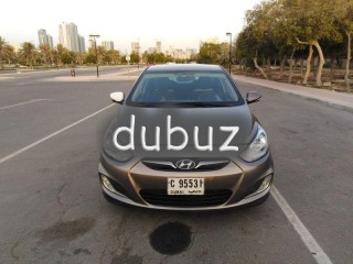 
                            
                            Hyundai Accent 1.6
                            
                        