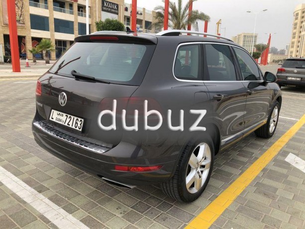 volkswagen-touareg-full-option-in-perfect-condition-big-5