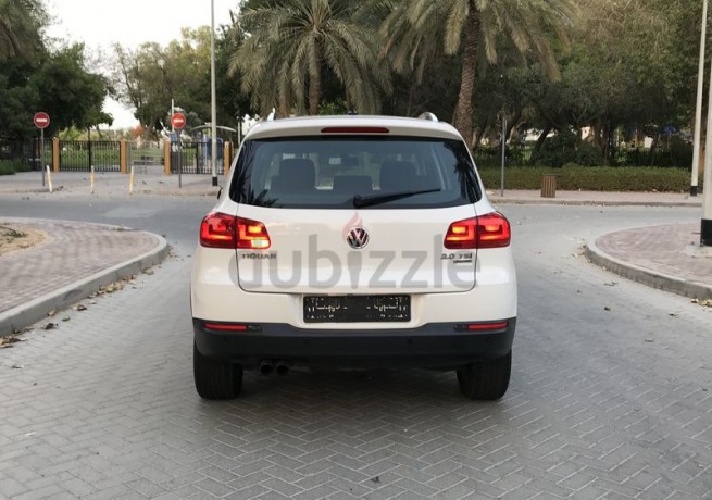 vw-tiguan-2014-gcc-20-turbo-4-motion-tsi-awd-4wd-original-paint-big-15
