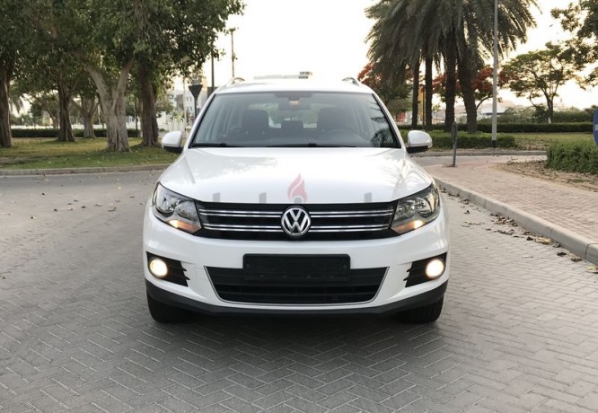 vw-tiguan-2014-gcc-20-turbo-4-motion-tsi-awd-4wd-original-paint-big-11