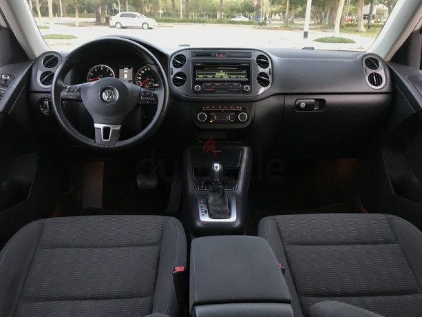 vw-tiguan-2014-gcc-20-turbo-4-motion-tsi-awd-4wd-original-paint-big-9