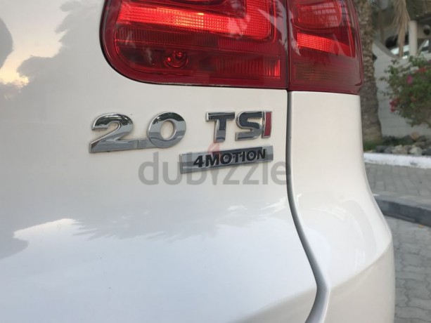 vw-tiguan-2014-gcc-20-turbo-4-motion-tsi-awd-4wd-original-paint-big-2