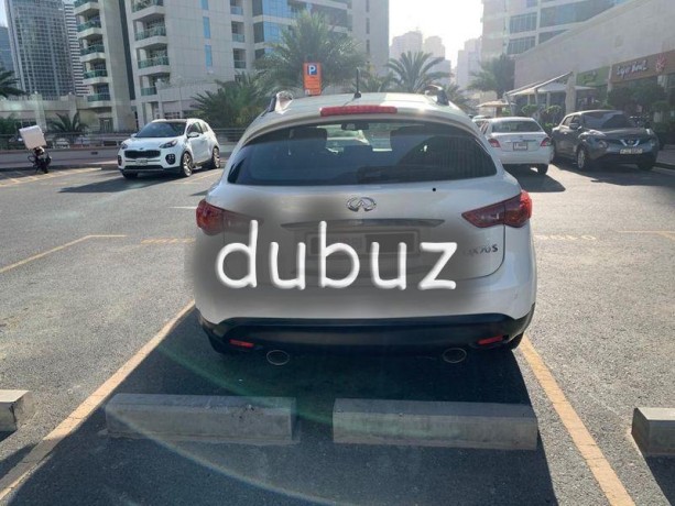 infiniti-qx70-s-negotiable-big-8