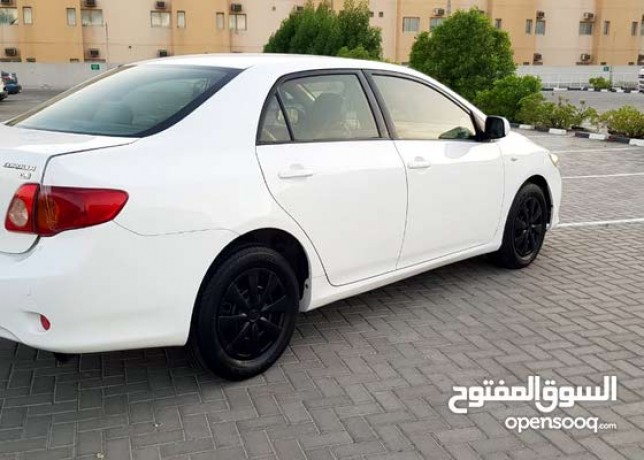 toyota-corolla-2008-big-4
