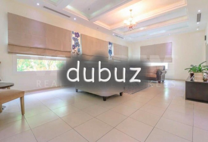 well-mantainedcorner-5-bed-villa-landscape-done-big-10