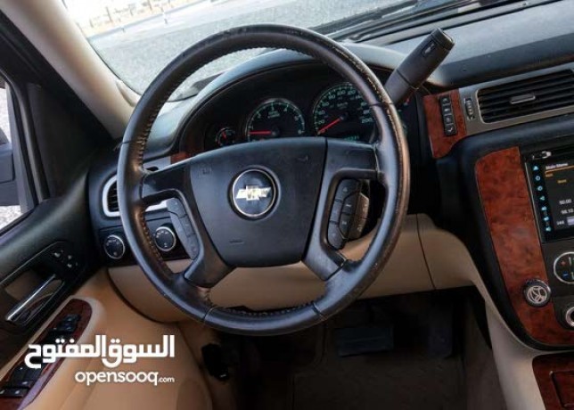 for-sale-chevrolet-silverado-car-in-dubai-big-6