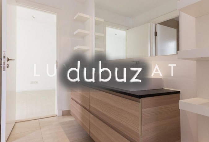 beautifully-upgraded-5-bed-villa-in-saheel-big-5