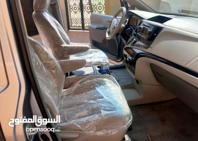 used-2013-sienna-for-sale-big-9
