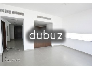 Motivated - Type B S/D - On Basketball Court &amp; Pool|