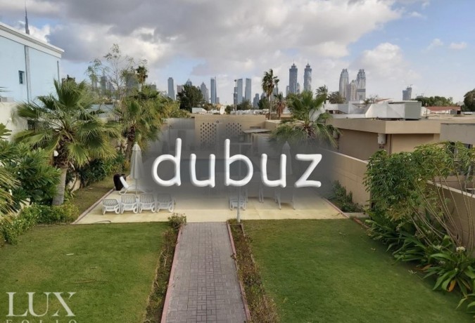 jumeirah-2-pool-vacant-big-8