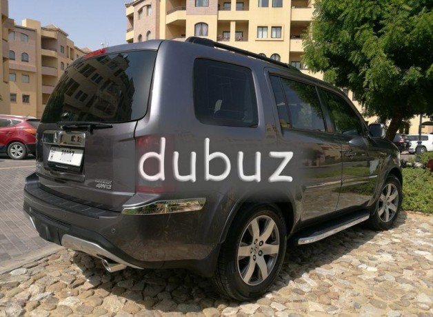 very-rare-condition-only-8756-km-2015-honda-pilot-touring-top-of-the-range-gcc-big-13