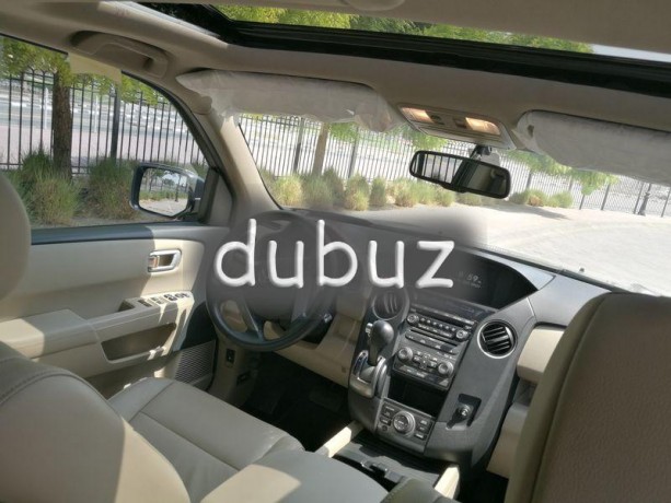 very-rare-condition-only-8756-km-2015-honda-pilot-touring-top-of-the-range-gcc-big-8