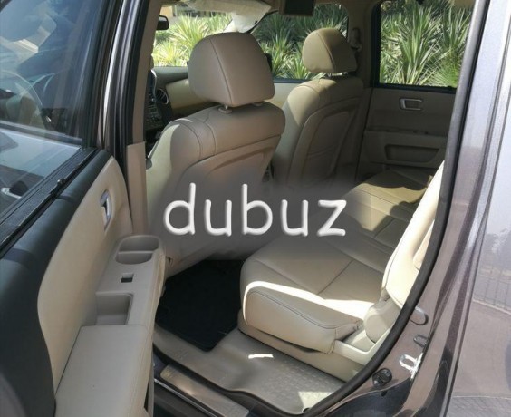very-rare-condition-only-8756-km-2015-honda-pilot-touring-top-of-the-range-gcc-big-7