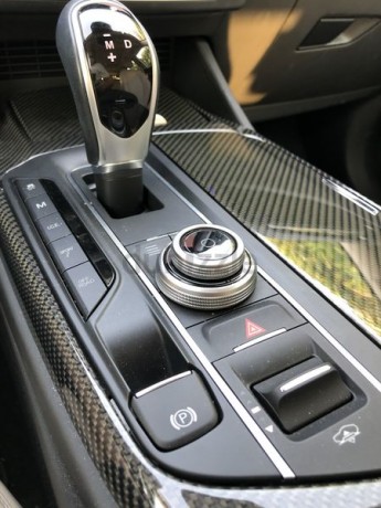 maserati-levante-as-new-inside-no-accidents-big-10